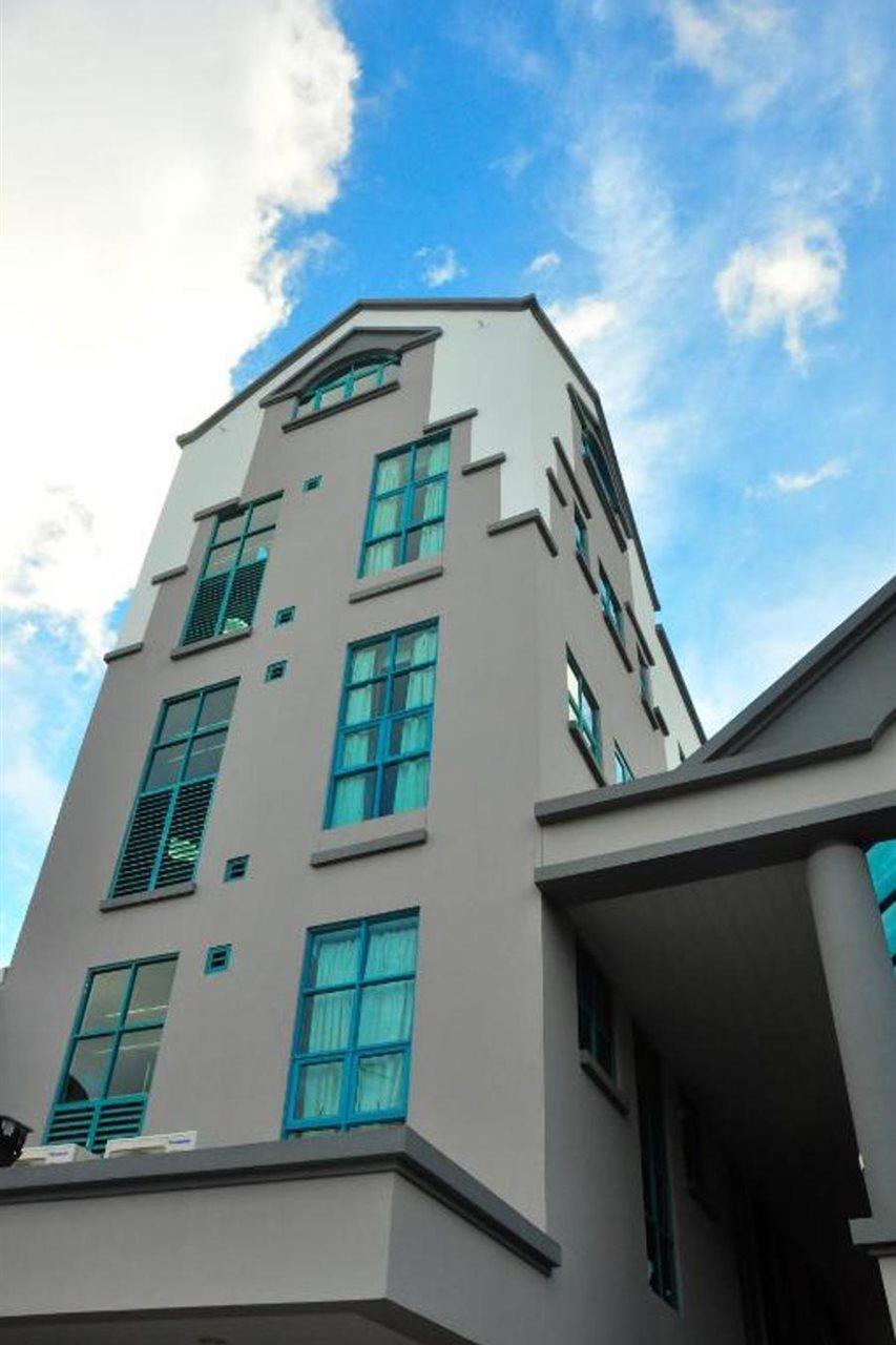 Tat Place Hotel Kuala Belait Zewnętrze zdjęcie