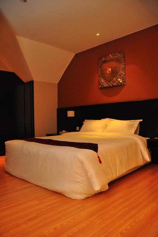 Tat Place Hotel Kuala Belait Pokój zdjęcie